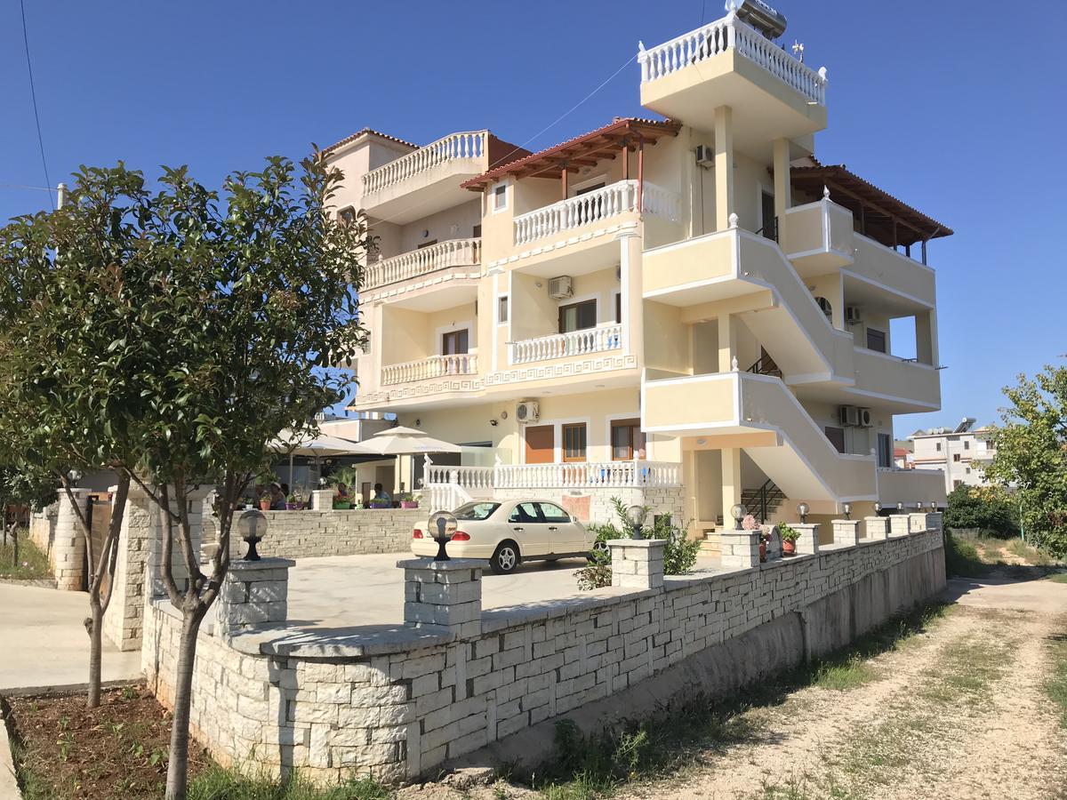 Apartments Luis Ksamil Exterior photo